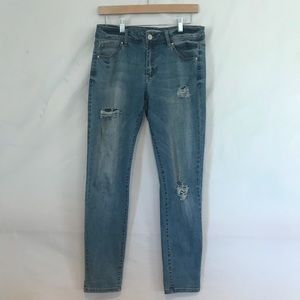 Distressed Skinny Jeans